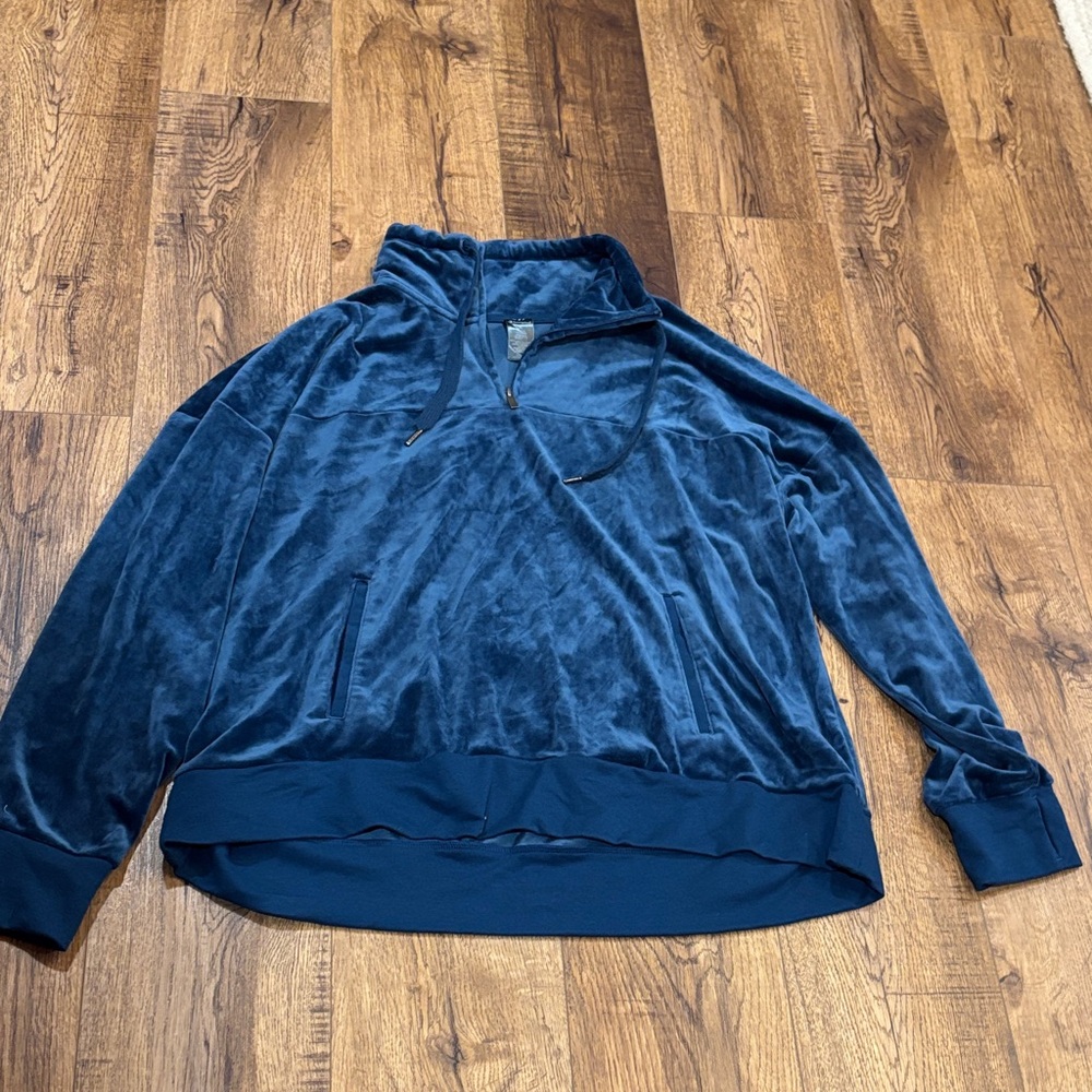 🌈Champion Navy Blue SUPER Soft Velour Pullover Hoodie🌈